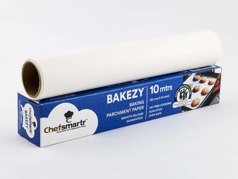 BAKEZY baking parchment paper 10m roll and box product shot
